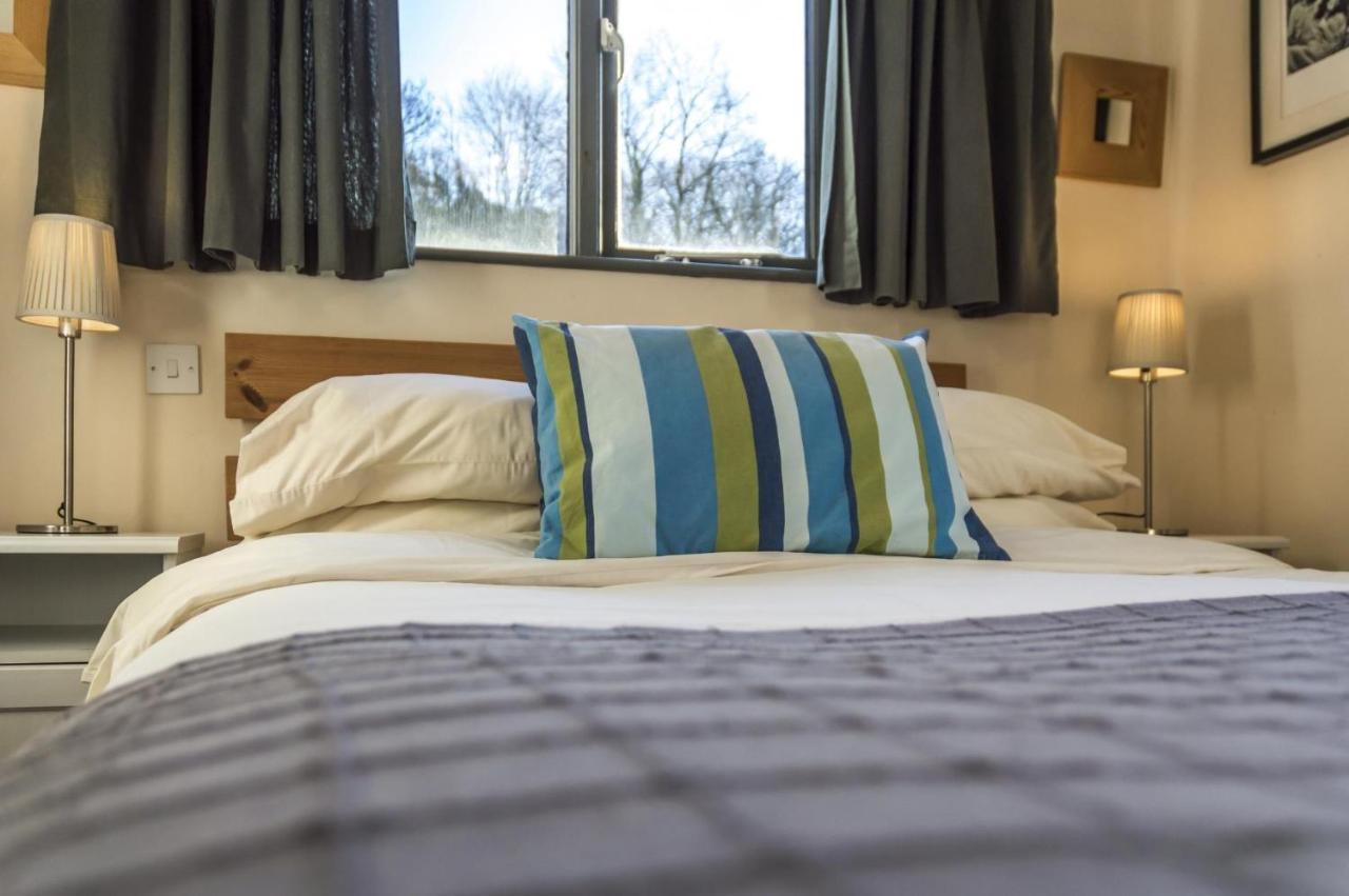 Rock Cottage - 3 Bedroom Holiday Home - Fishguard Zewnętrze zdjęcie